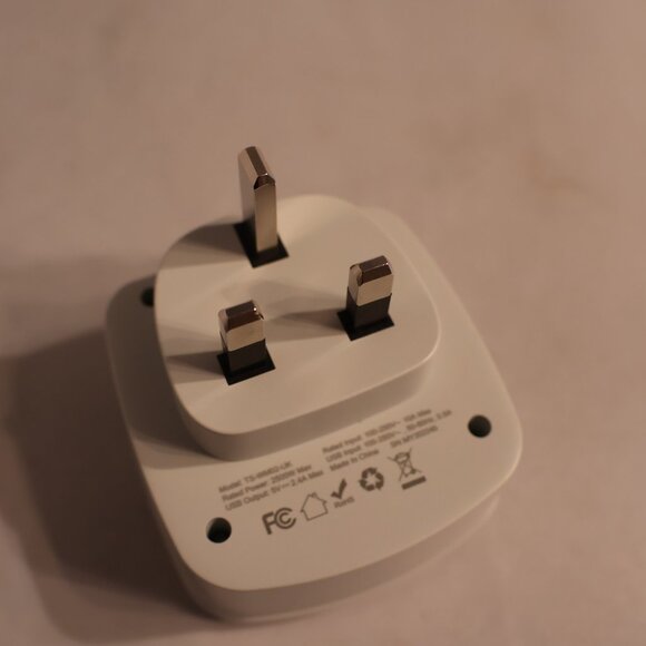 TESSAN 2 Plug Adapter for Travel with 2 USB Ports - Picture 3 of 3